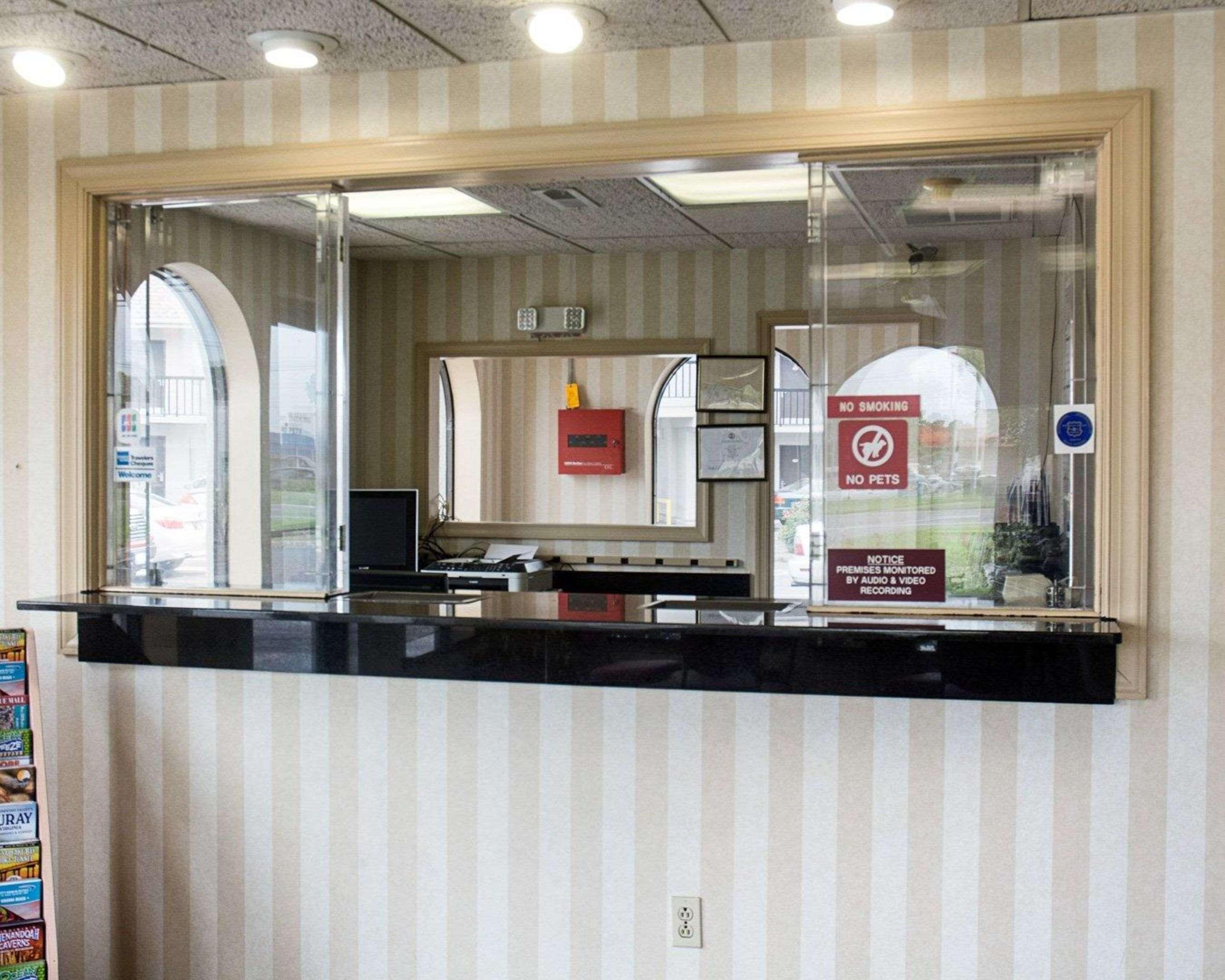 Econo Lodge Chesapeake Route 13 And I-464 Eksteriør bilde