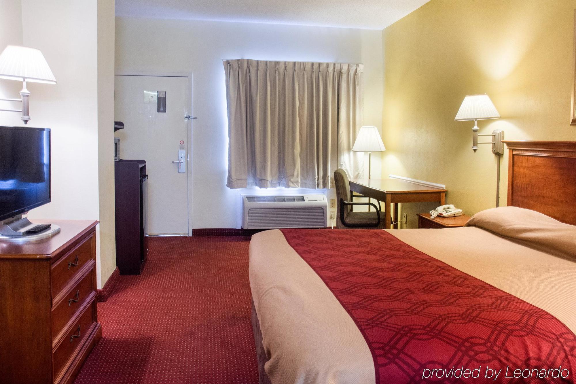 Econo Lodge Chesapeake Route 13 And I-464 Eksteriør bilde